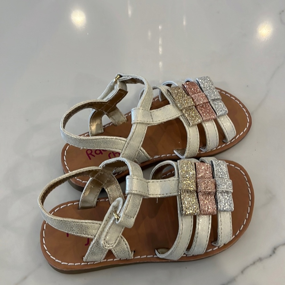 Brand new metallic Rachel shoes size 7 little girls